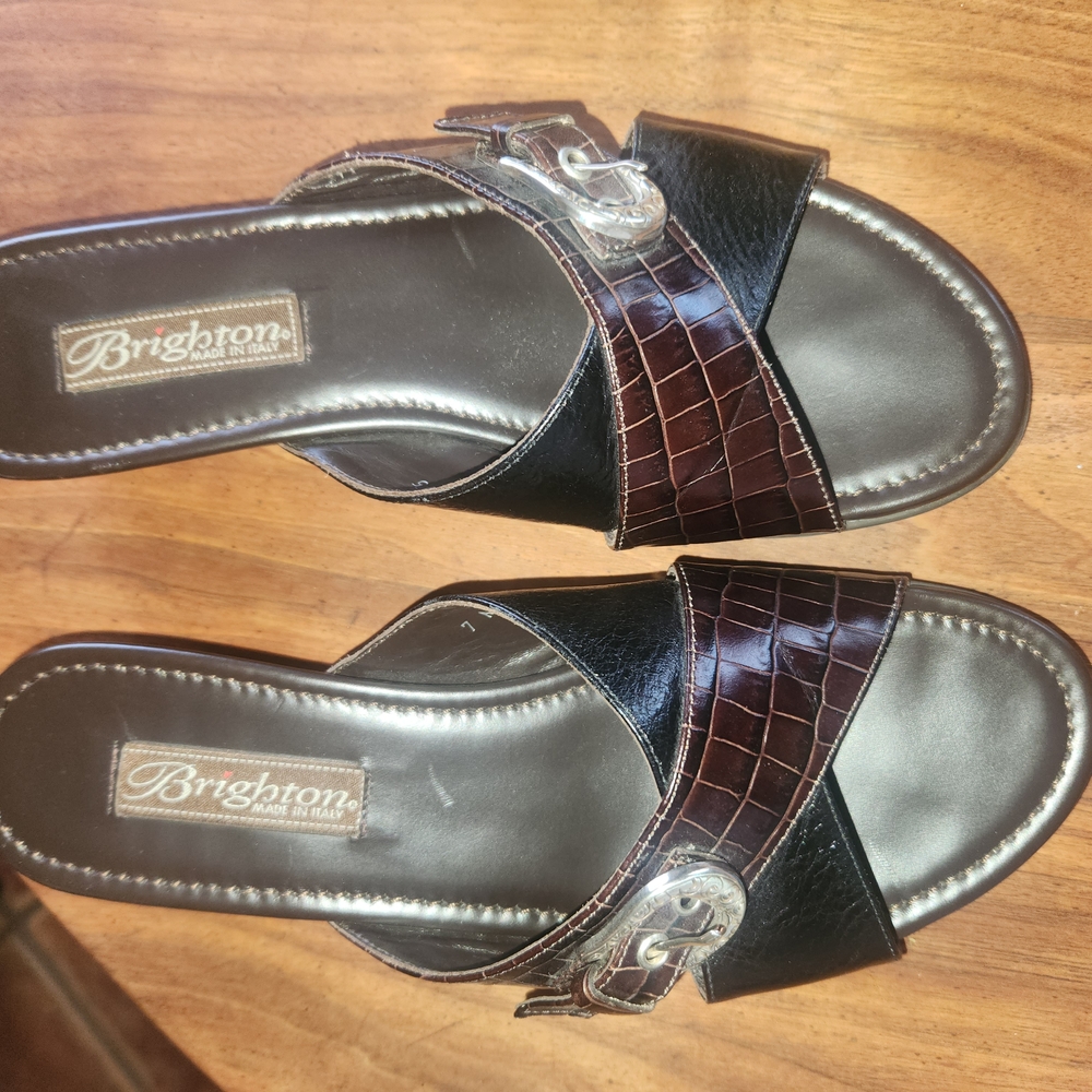 Brighton Women's Black and Brown Sandals